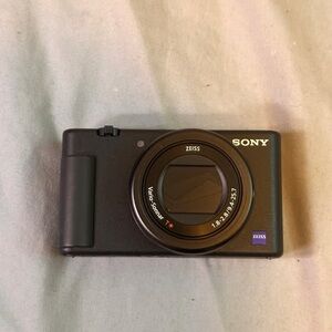 Sony Compact Black Digital Camera
